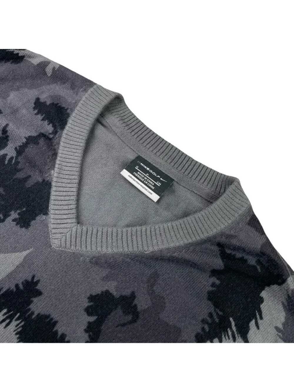 Nike Golf Men's 100% Cotton V-Neck Sweater Gray Camouflage • 803265-063 • Small